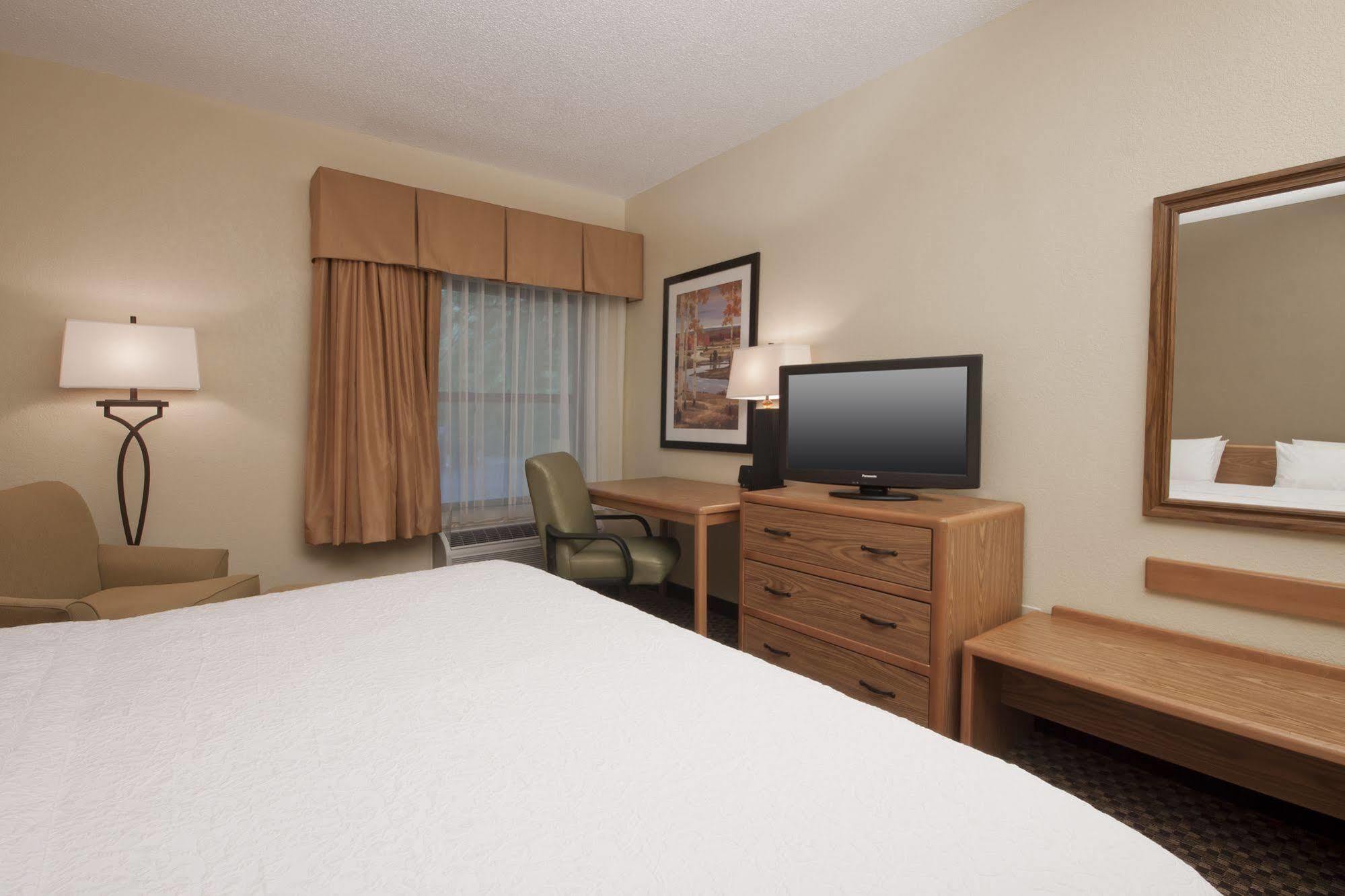 Hampton Inn Binghamton/Johnson City Bagian luar foto
